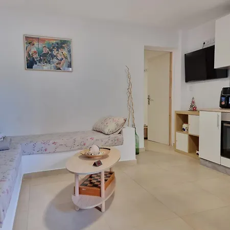 Aeolus Ii Apartamento